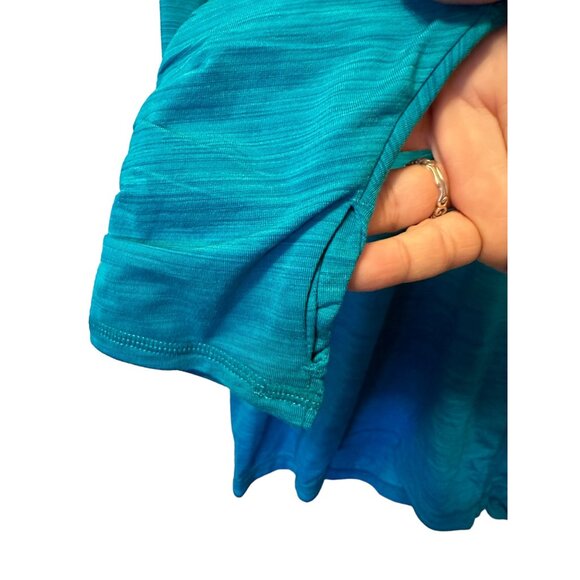 🌸3/$15🌸Turquoise Medium Athletic Pullover with Thumb Holes - Picture 3 of 5